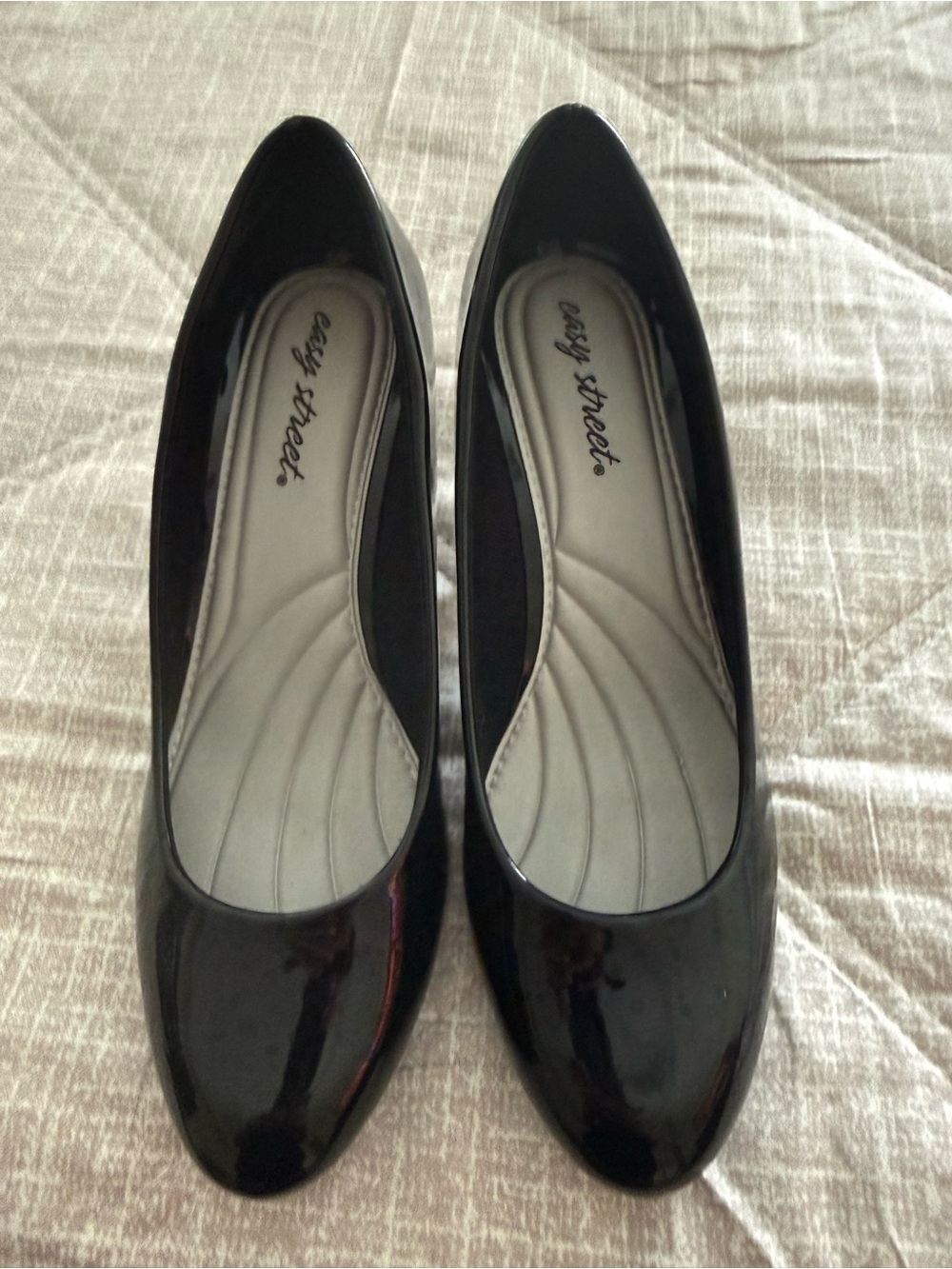 City Streets Black Patent Ballet Flats — Glossy Round-Toe Slip-Ons